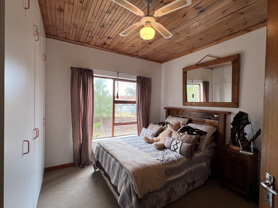 2 Bedroom Property for Sale in Noorsekloof Eastern Cape